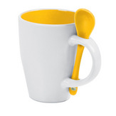 Portselankruusid lusikaga